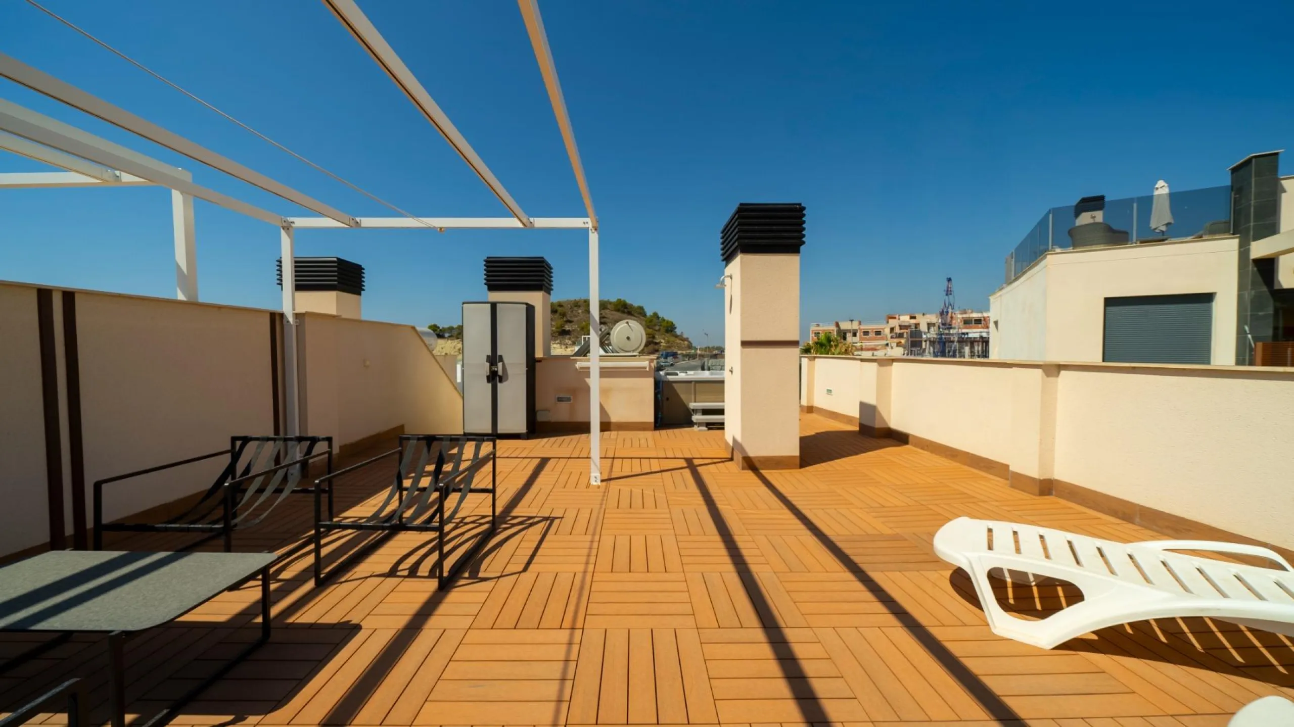 Penthouse with Solarium and BBQ in the Alegria Village Urbanization