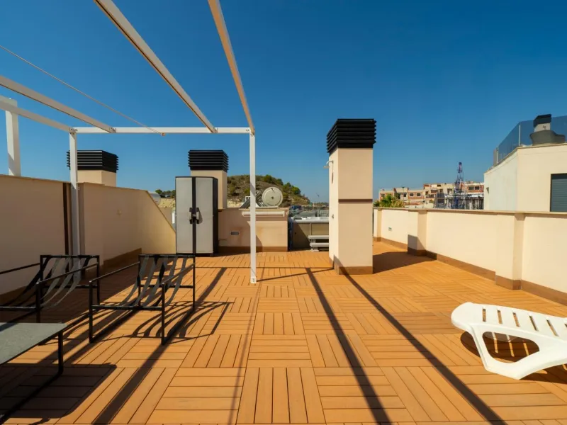 Penthouse with Solarium and BBQ in the Alegria Village Urbanization