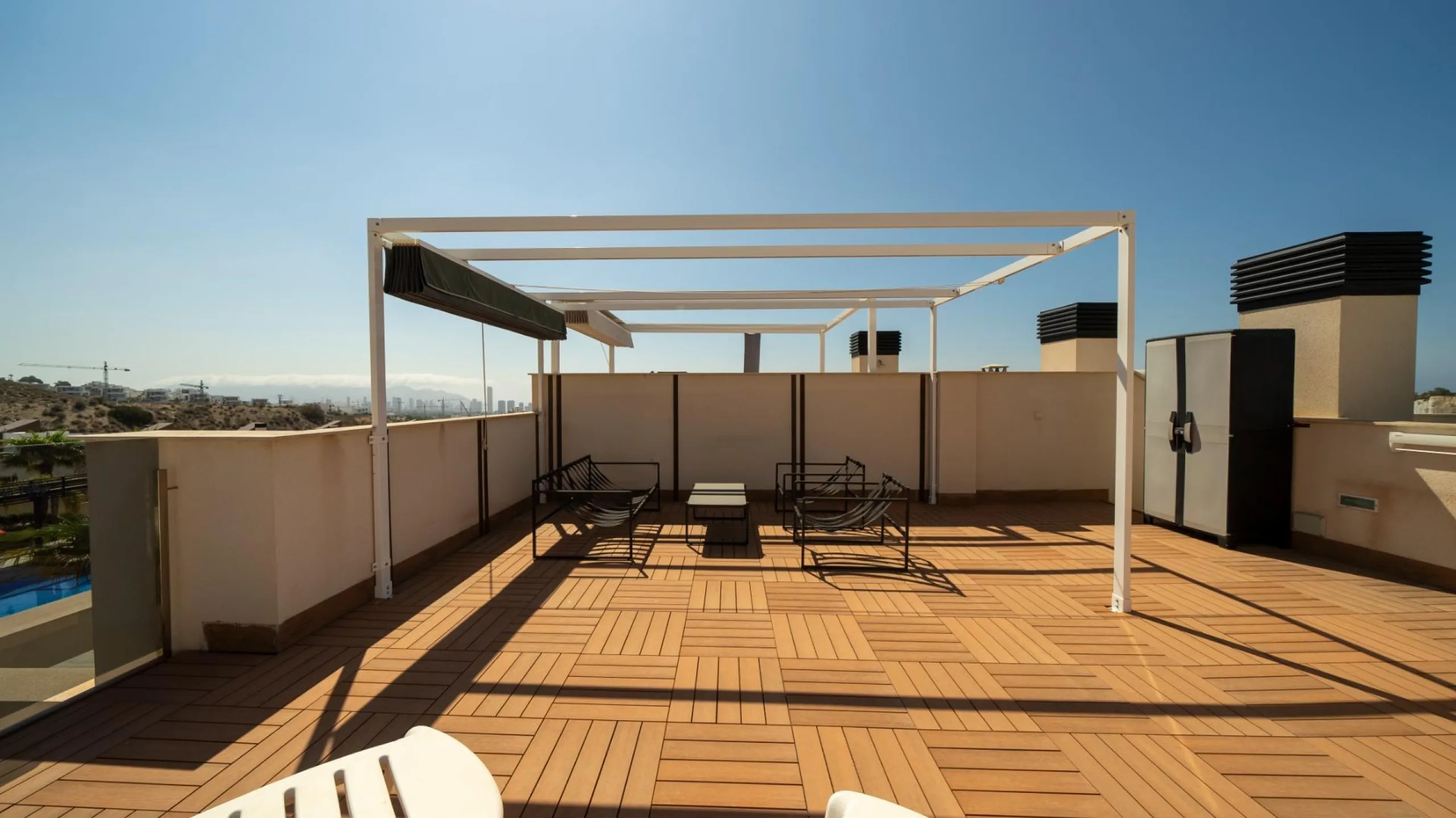 Penthouse with Solarium and BBQ in the Alegria Village Urbanization