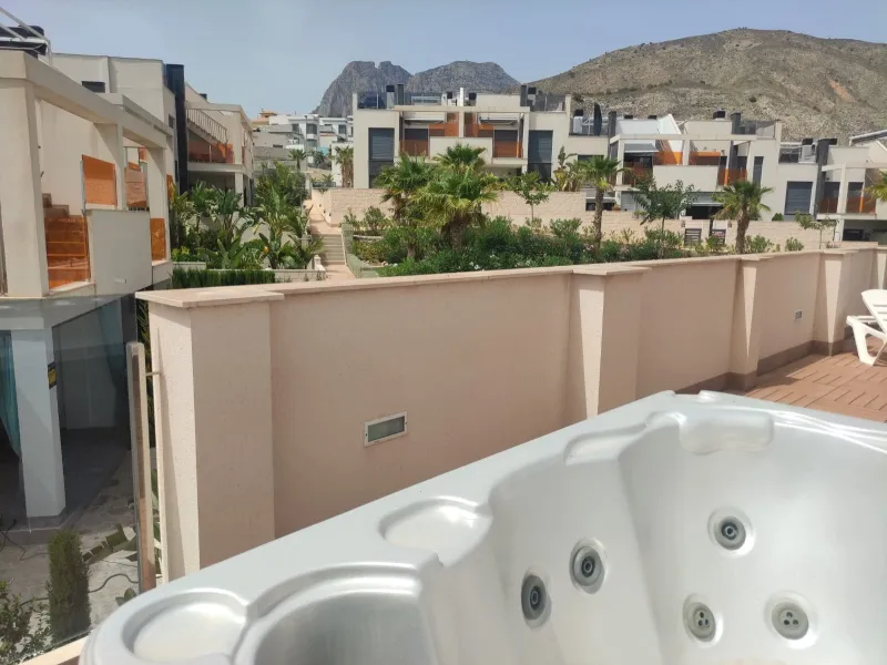 Penthouse with Solarium and BBQ in the Alegria Village Urbanization