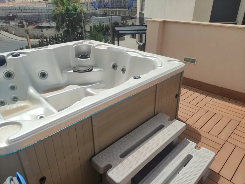 Penthouse with Solarium and BBQ in the Alegria Village Urbanization