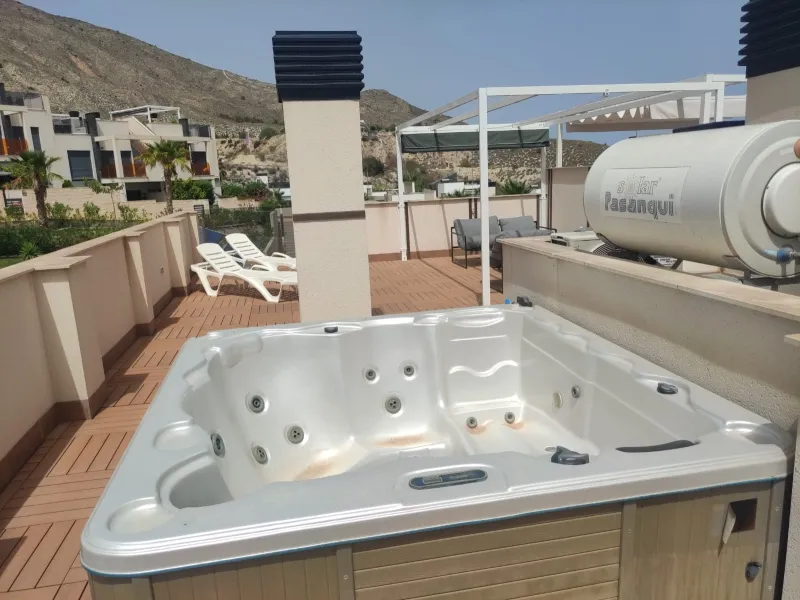Penthouse with Solarium and BBQ in the Alegria Village Urbanization