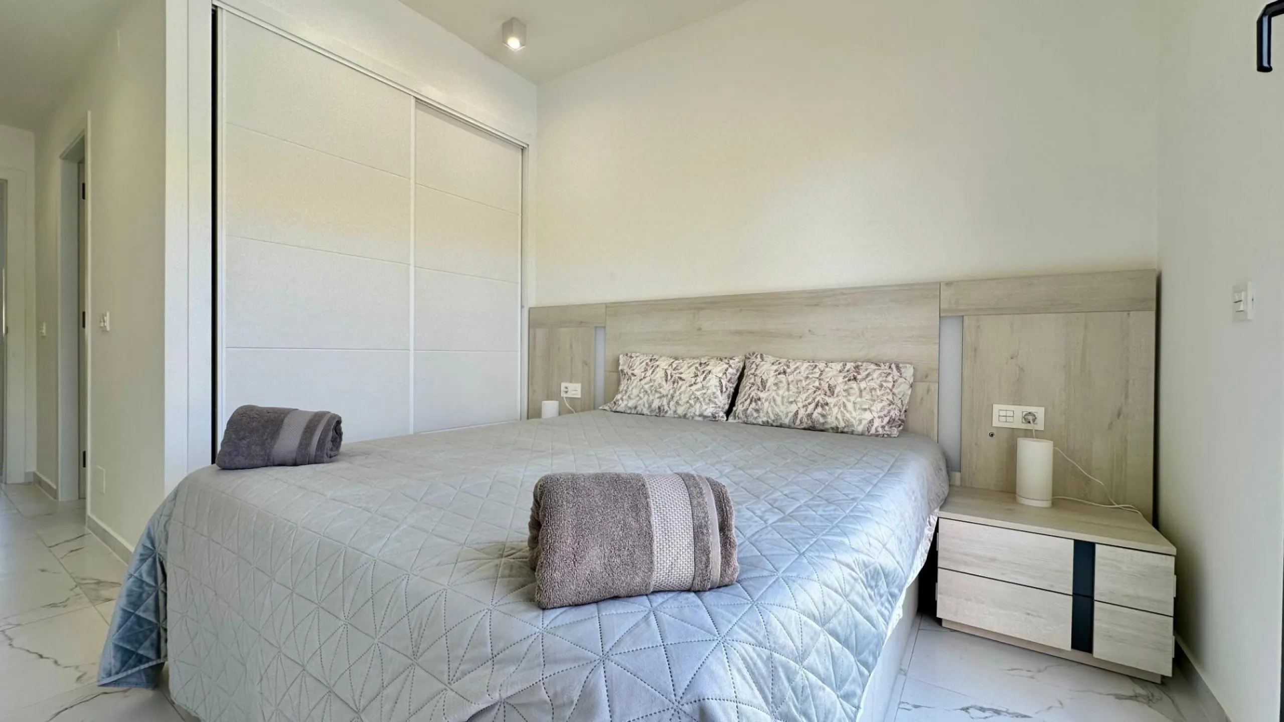 Penthouse with solarium and jacuzzi in the Alegria Village urbanization