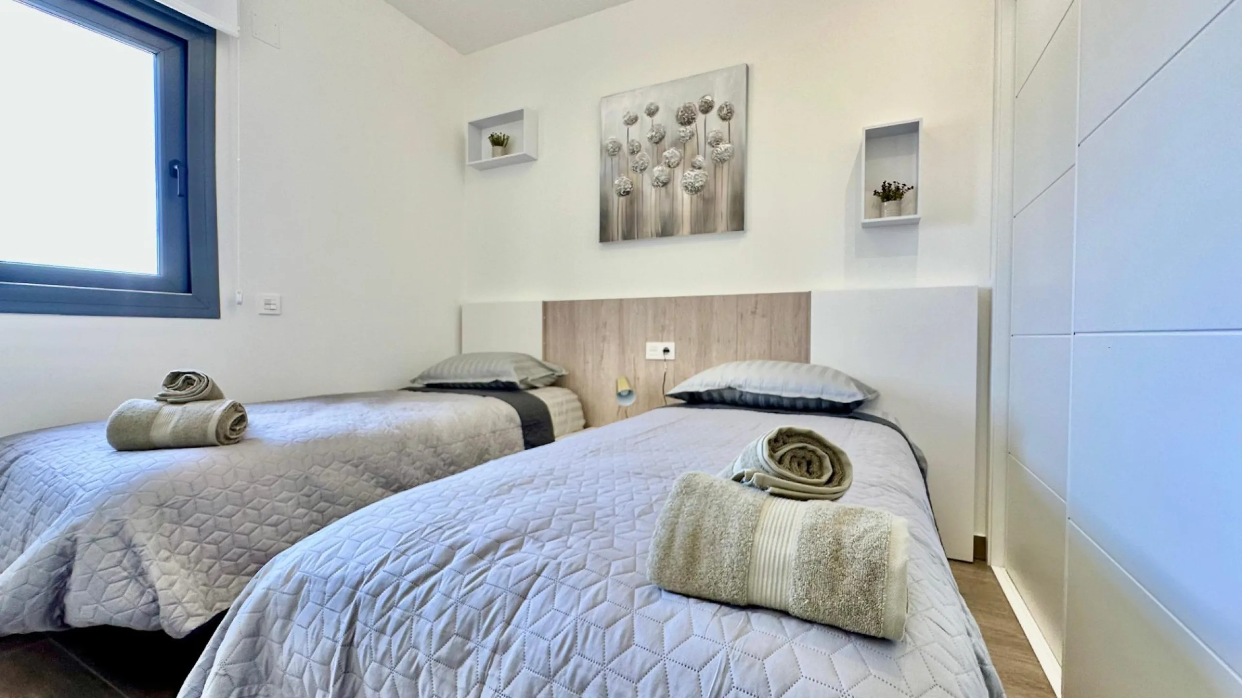 Penthouse with solarium and jacuzzi in the Alegria Village urbanization