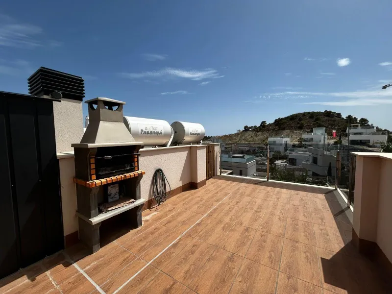 Penthouse with solarium and jacuzzi in the Alegria Village urbanization