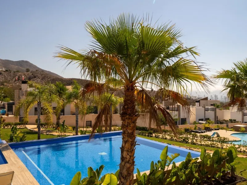 Penthouse with solarium and jacuzzi in the Alegria Village urbanization