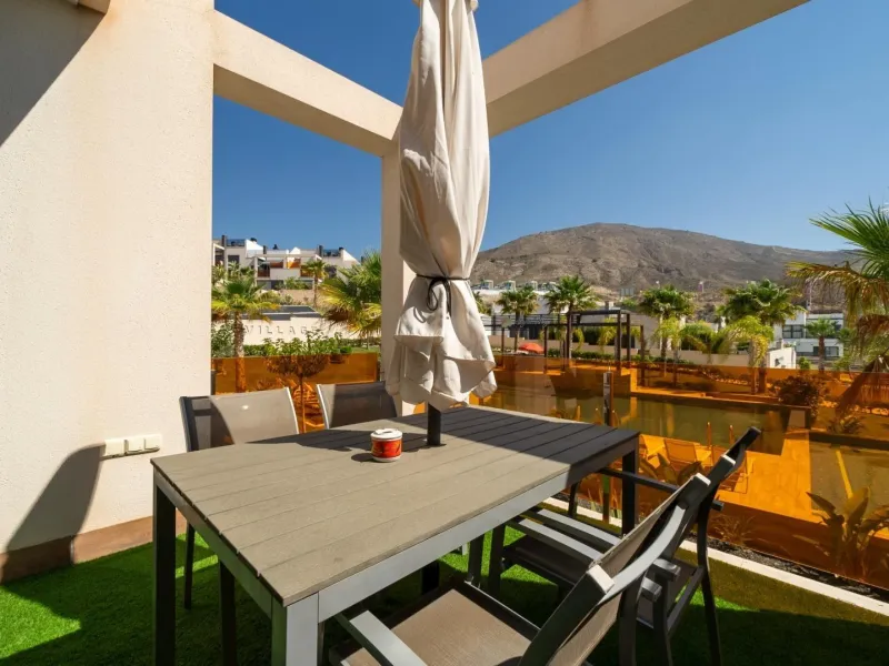 Penthouse with solarium and jacuzzi in the Alegria Village urbanization