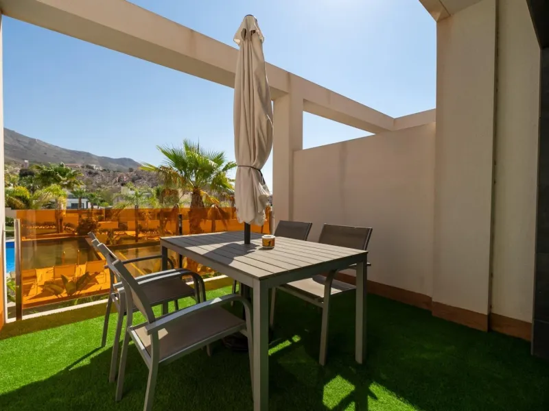 Penthouse with solarium and jacuzzi in the Alegria Village urbanization