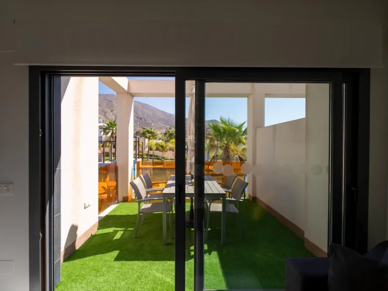 Penthouse with solarium and jacuzzi in the Alegria Village urbanization