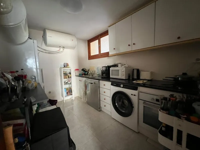 VILLA EN ORIHUELA COSTA A 500 METROS DE LA PLAYA. 4 DORM. 3 BAÑOS. PARCELA 1.145M2.