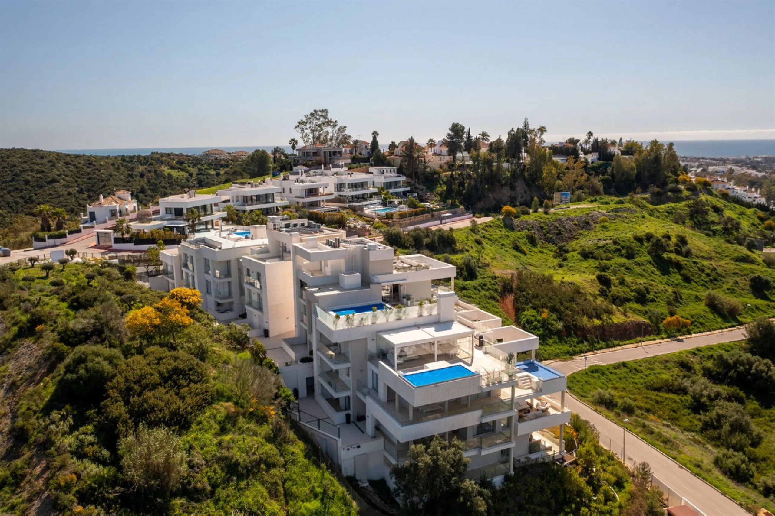Südlich ausgerichtetes Penthouse mit privatem Pool zu verkaufen