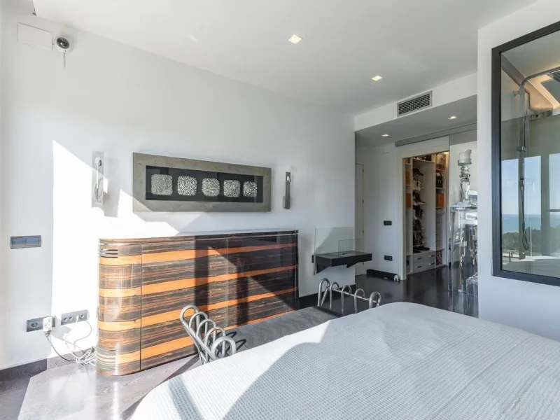 Magnificent Residence with Infinity Pool in Sitges, Barcelona