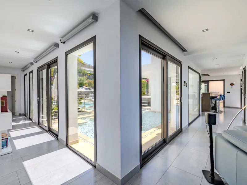 Luxury Villa in Les Cansalades, Jávea – Exquisite Coastal Retreat