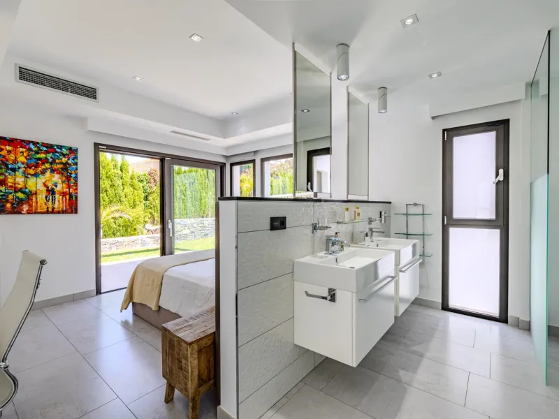 Luxury Villa in Les Cansalades, Jávea – Exquisite Coastal Retreat