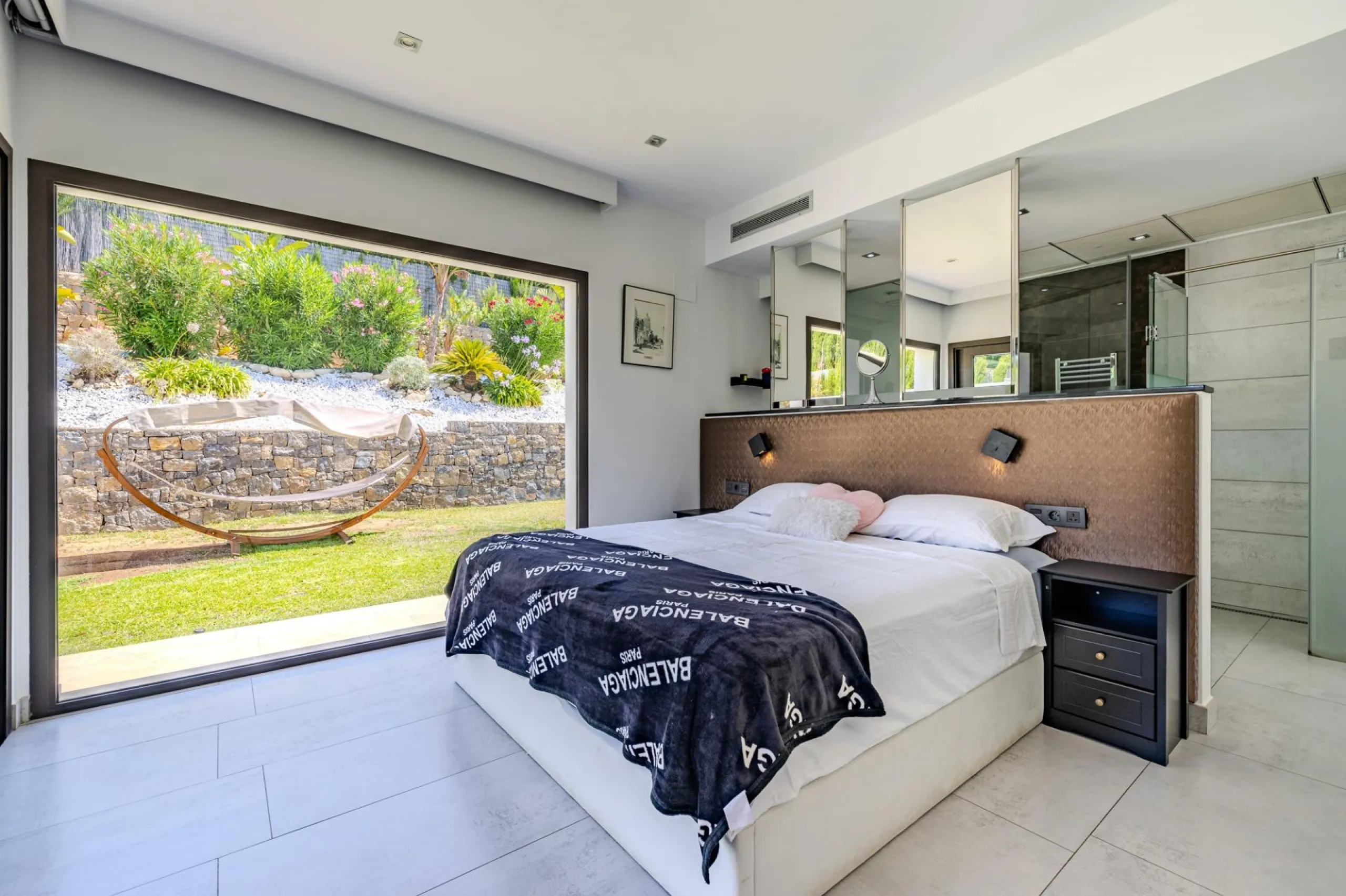 Luxury Villa in Les Cansalades, Jávea – Exquisite Coastal Retreat