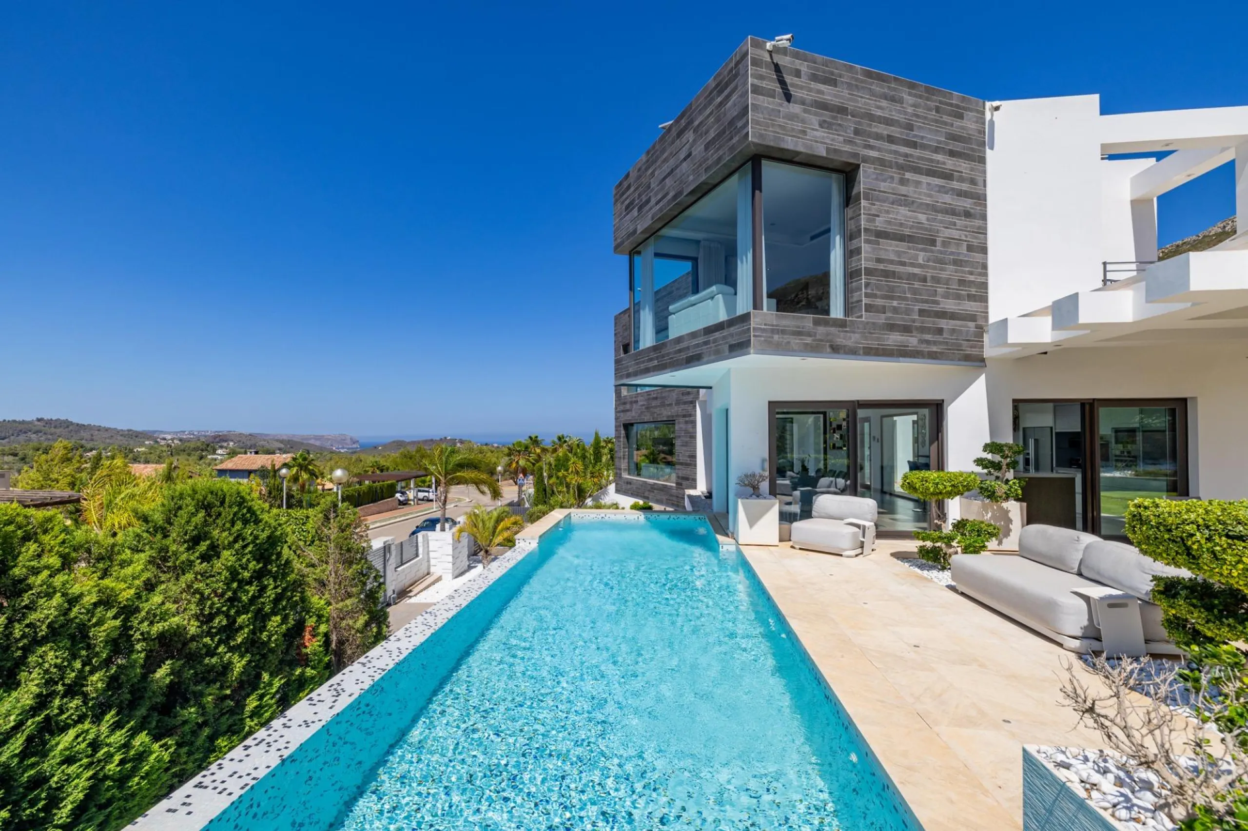 Luxury Villa in Les Cansalades, Jávea – Exquisite Coastal Retreat