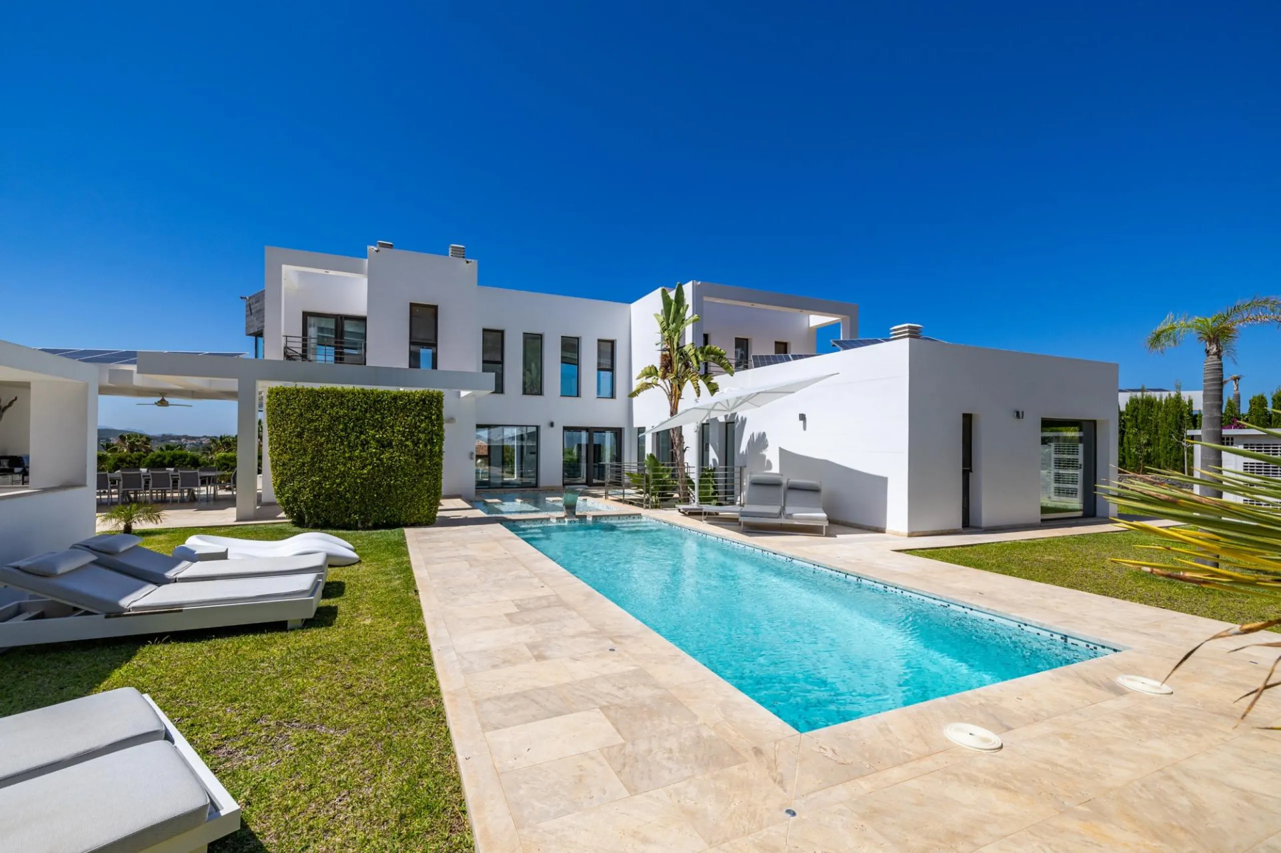 Luxury Villa in Les Cansalades, Jávea – Exquisite Coastal Retreat