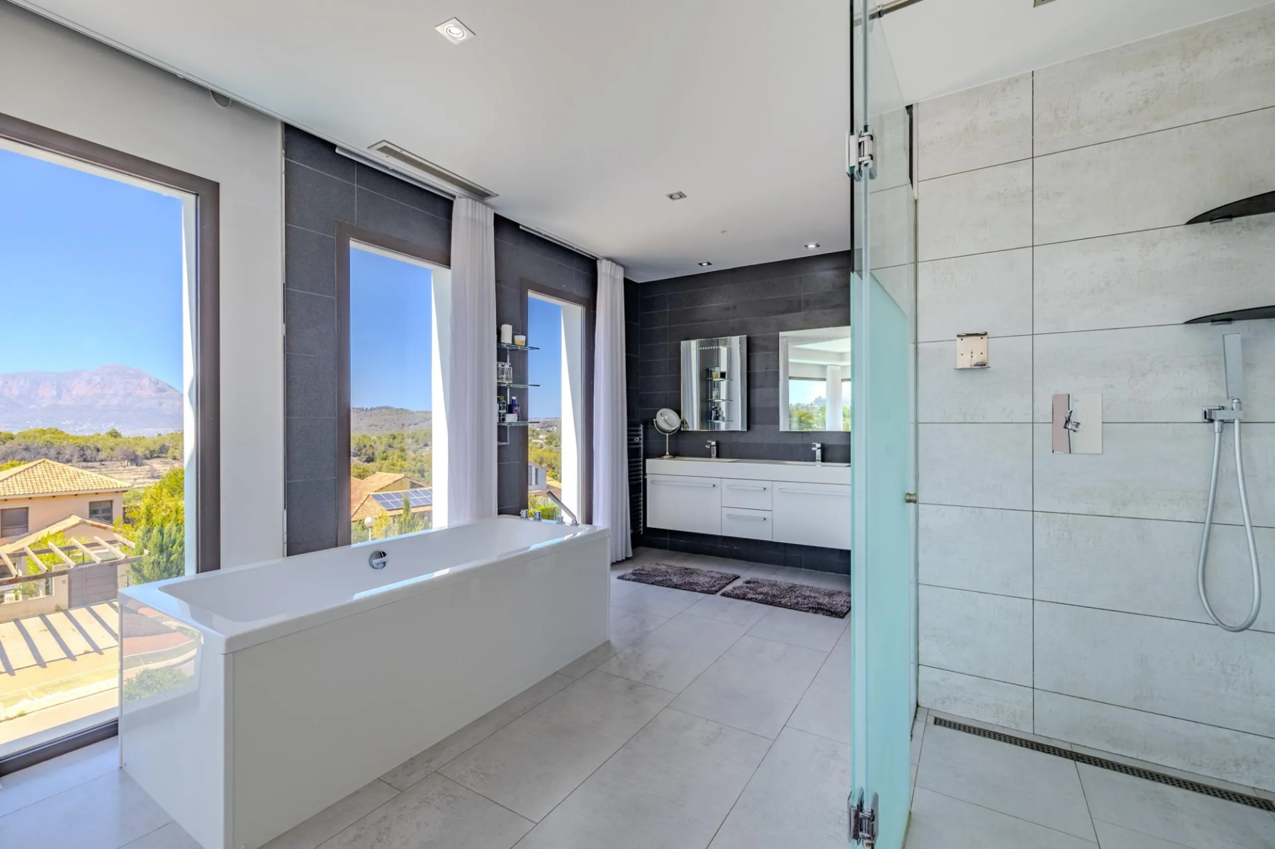 Luxury Villa in Les Cansalades, Jávea – Exquisite Coastal Retreat