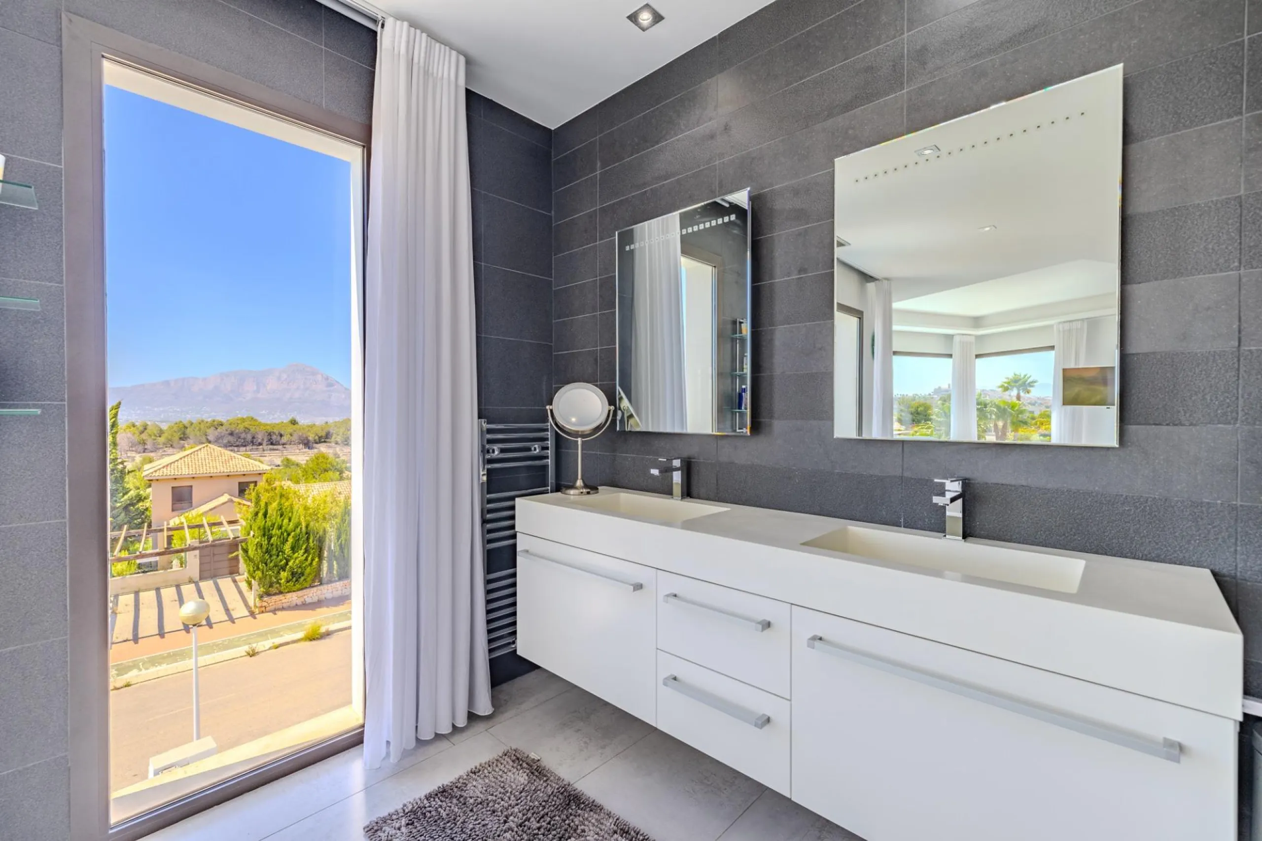 Luxury Villa in Les Cansalades, Jávea – Exquisite Coastal Retreat