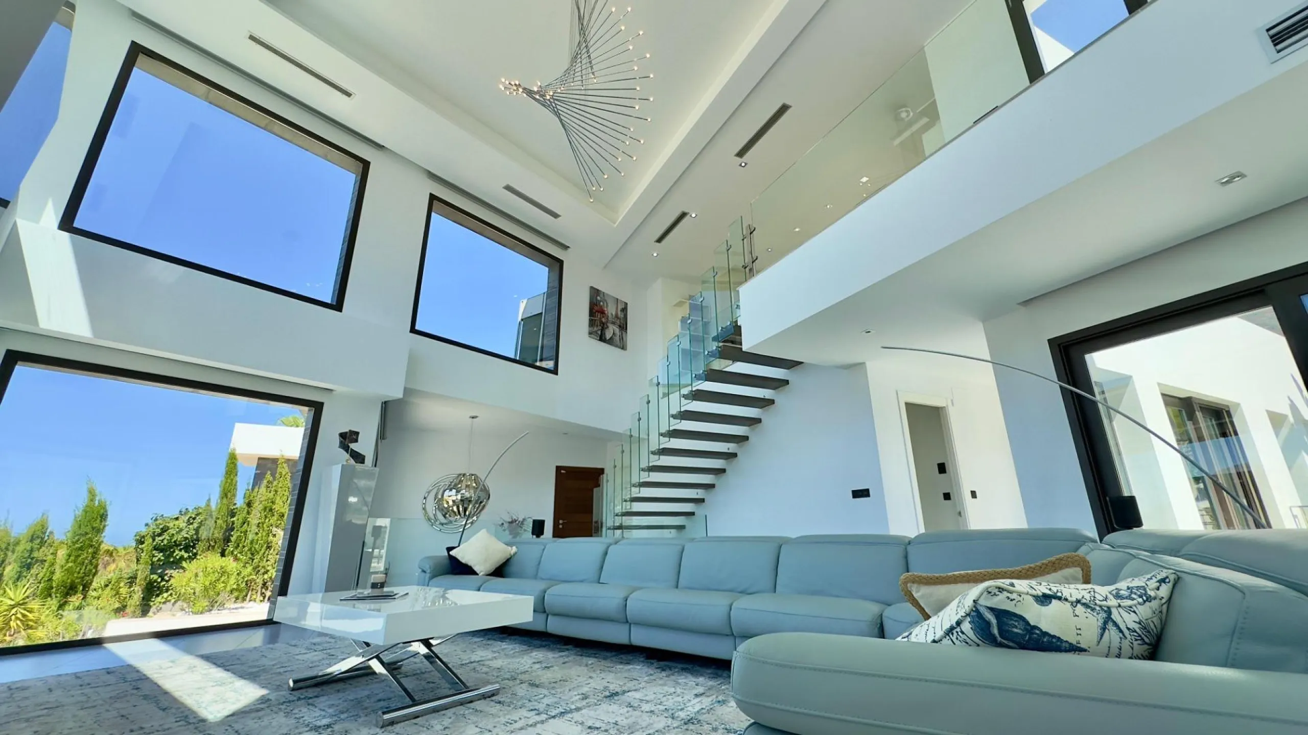 Luxury Villa in Les Cansalades, Jávea – Exquisite Coastal Retreat