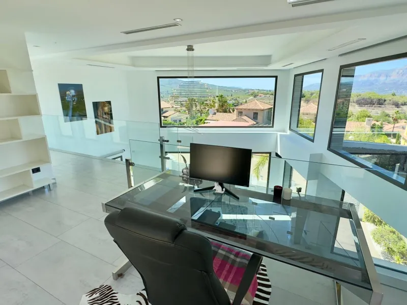 Luxury Villa in Les Cansalades, Jávea – Exquisite Coastal Retreat