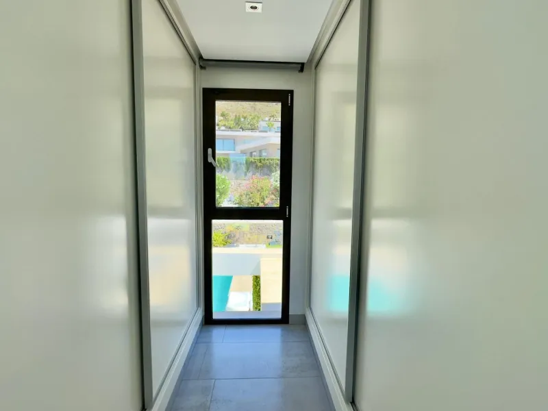 Luxury Villa in Les Cansalades, Jávea – Exquisite Coastal Retreat