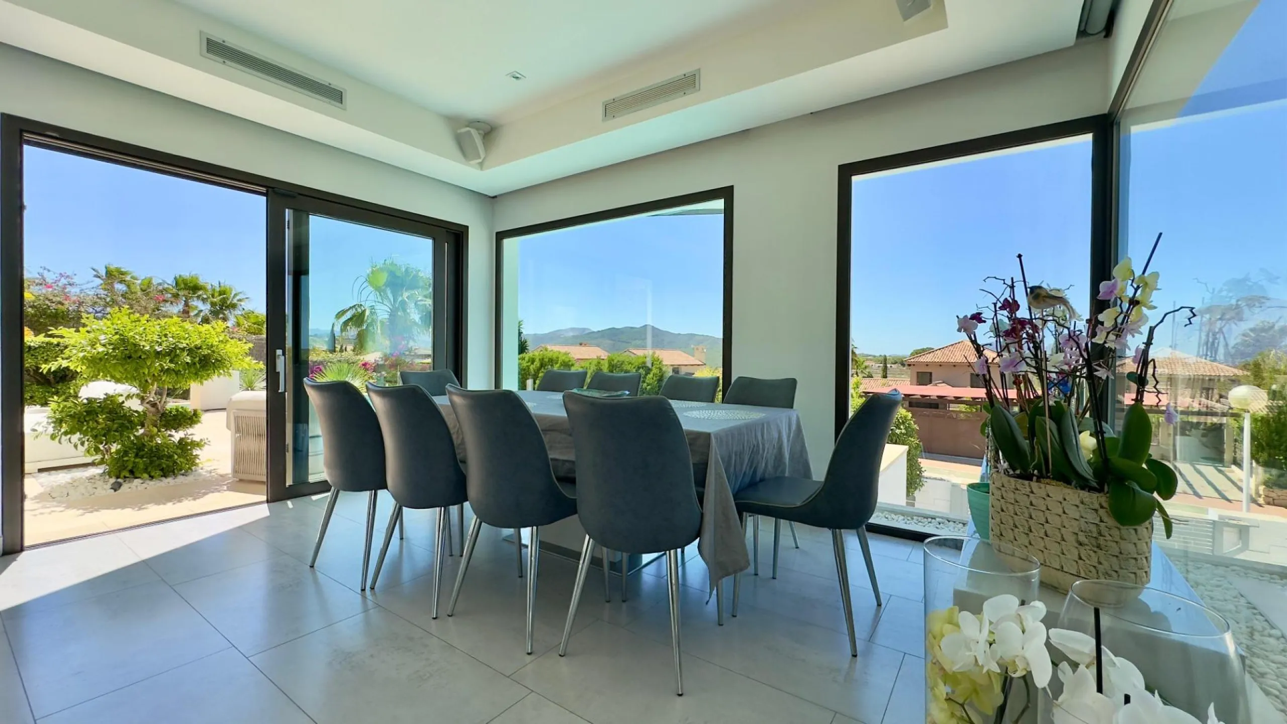 Luxury Villa in Les Cansalades, Jávea – Exquisite Coastal Retreat