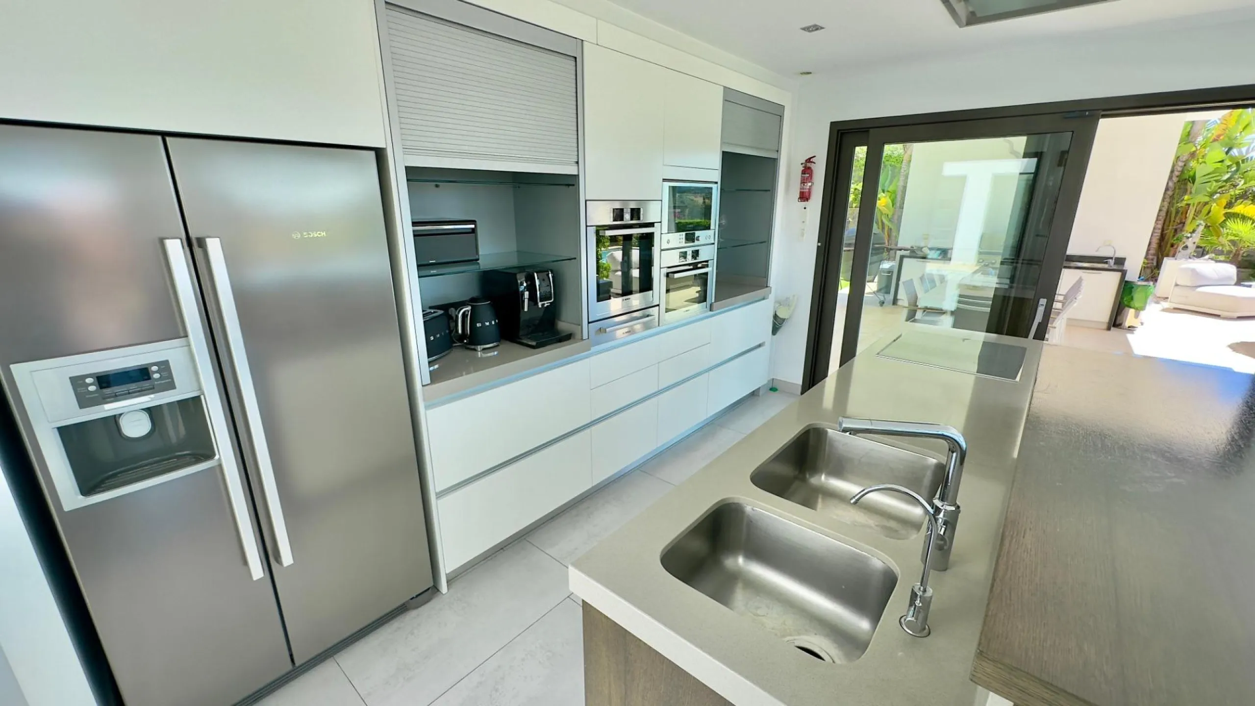 Luxury Villa in Les Cansalades, Jávea – Exquisite Coastal Retreat