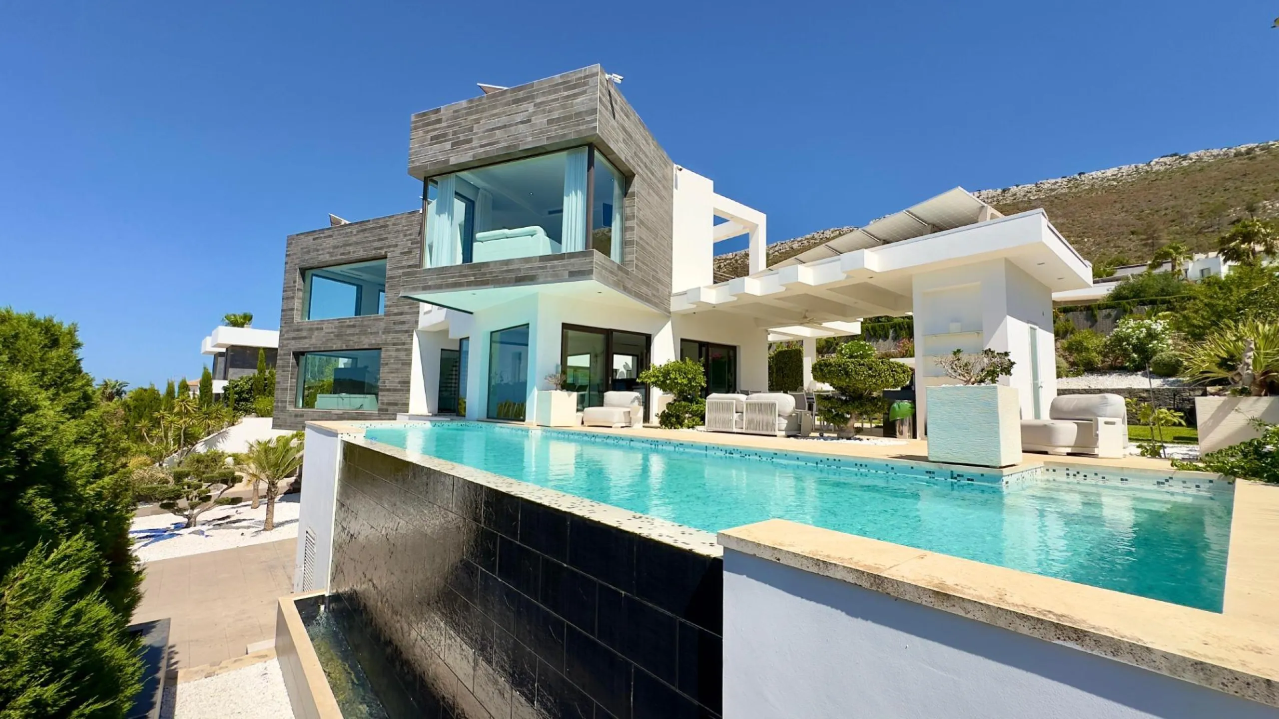 Luxury Villa in Les Cansalades, Jávea – Exquisite Coastal Retreat