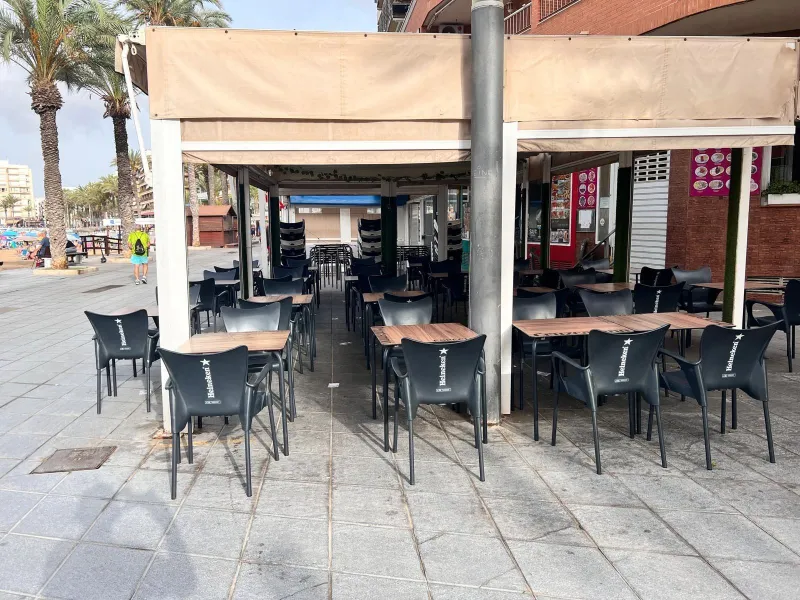 Local comercial primera linea de playa
