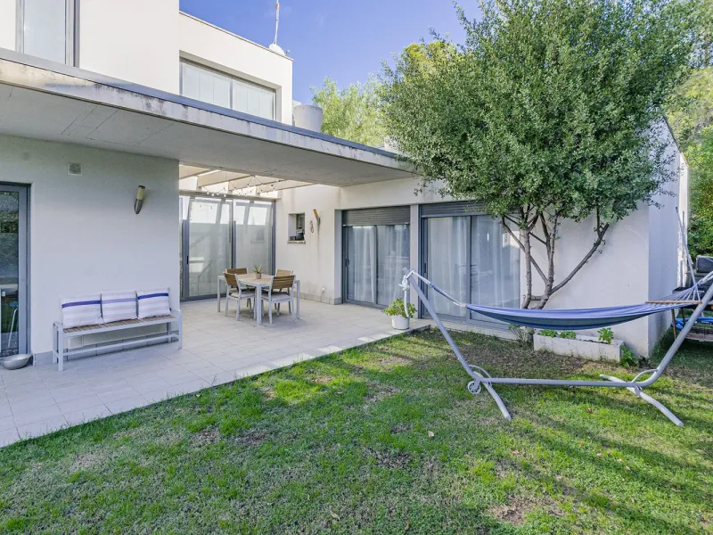 Spectacular Modern House with Pool and Sea Views in Levantina, Sitges