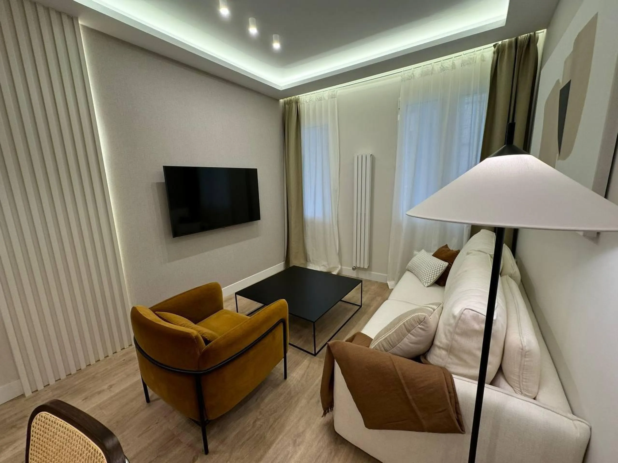 PISO EN VENTA TOTALMENTE REFORMADO EN RECOLETOS, BARRIO SALAMANCA (MADRID)