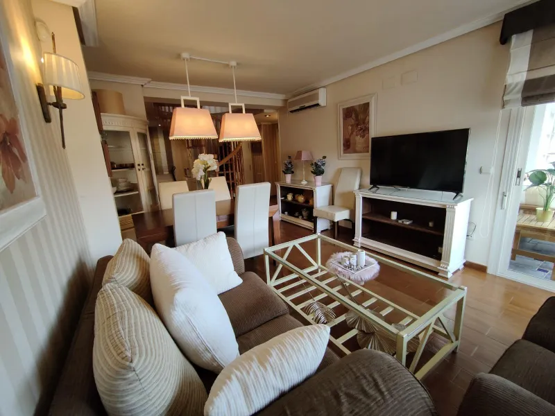 ESPECTACULAR APARTAMENTO DUPLEX EN LA CALA DE VILLAJOYOSA A 300M DE LA PLAYA
