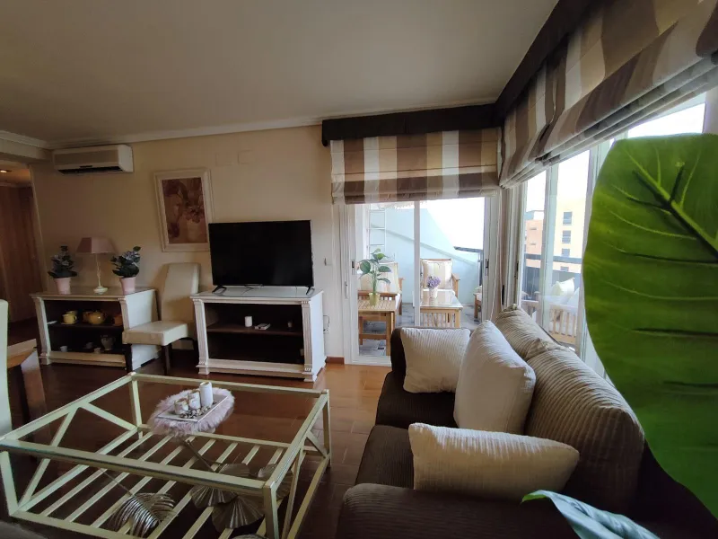 ESPECTACULAR APARTAMENTO DUPLEX EN LA CALA DE VILLAJOYOSA A 300M DE LA PLAYA