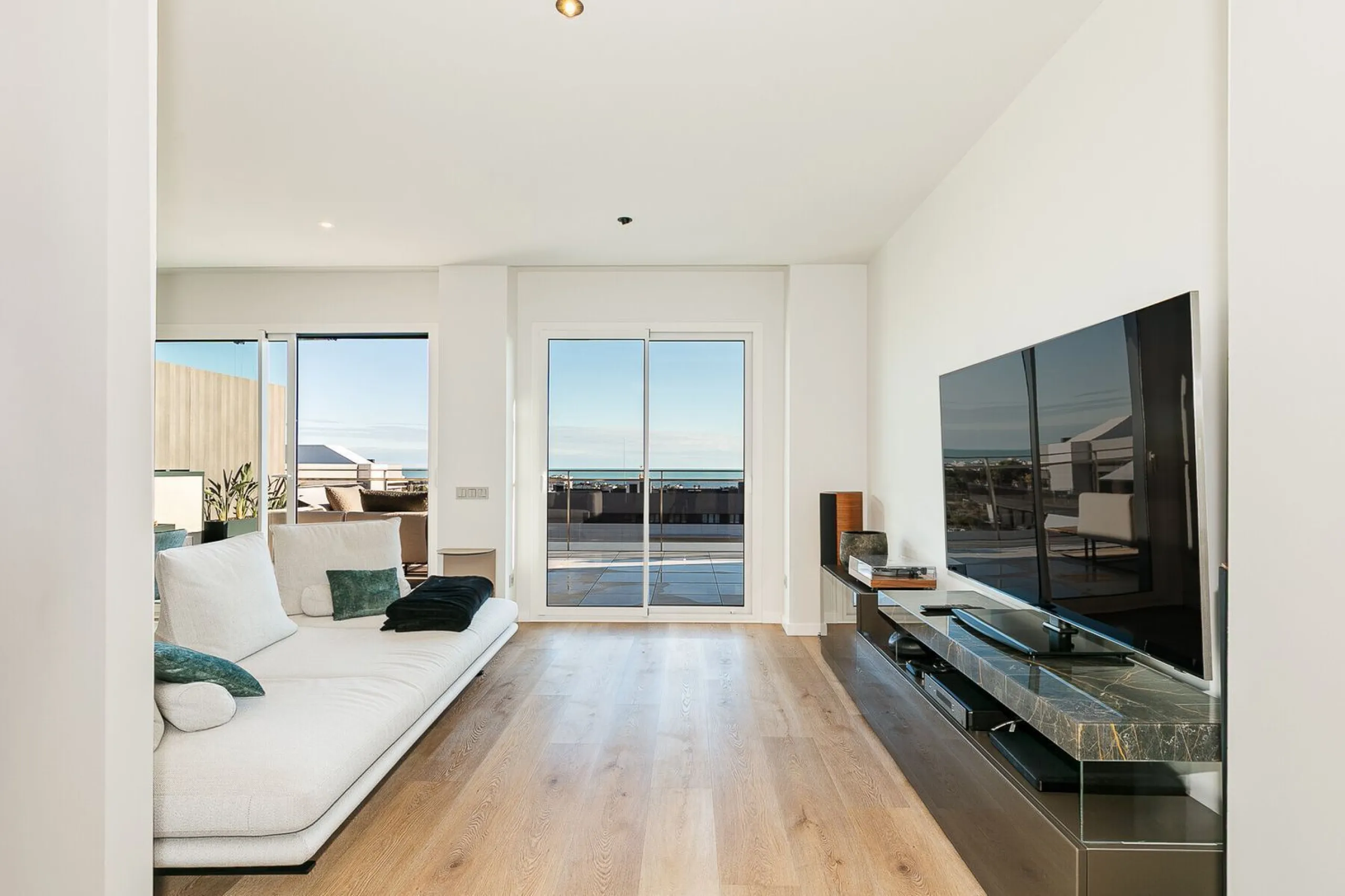 Exclusivo ático con vistas panorámicas al mar y a la montaña en La Plana, Sitges