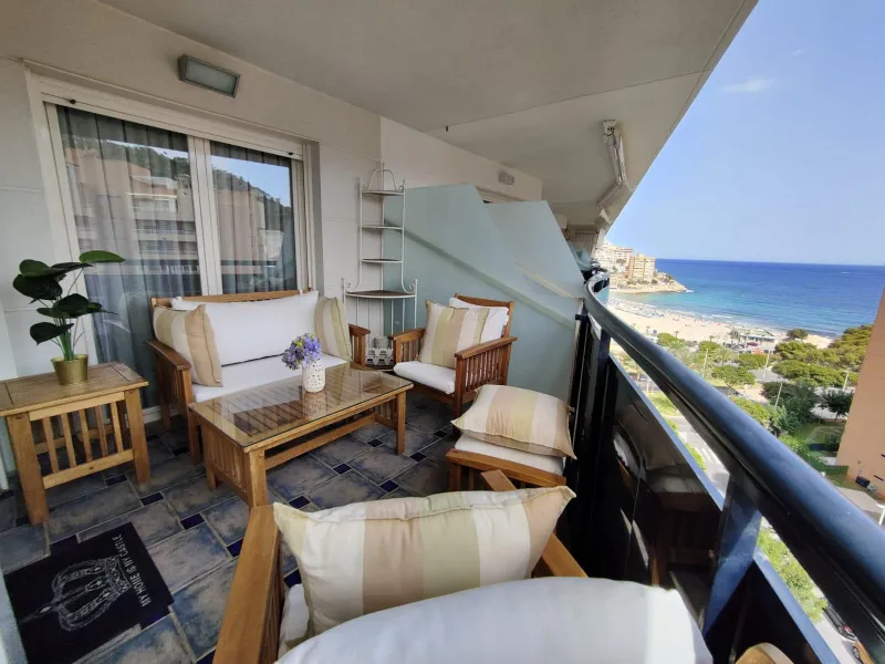 ESPECTACULAR APARTAMENTO DUPLEX EN LA CALA DE VILLAJOYOSA A 300M DE LA PLAYA