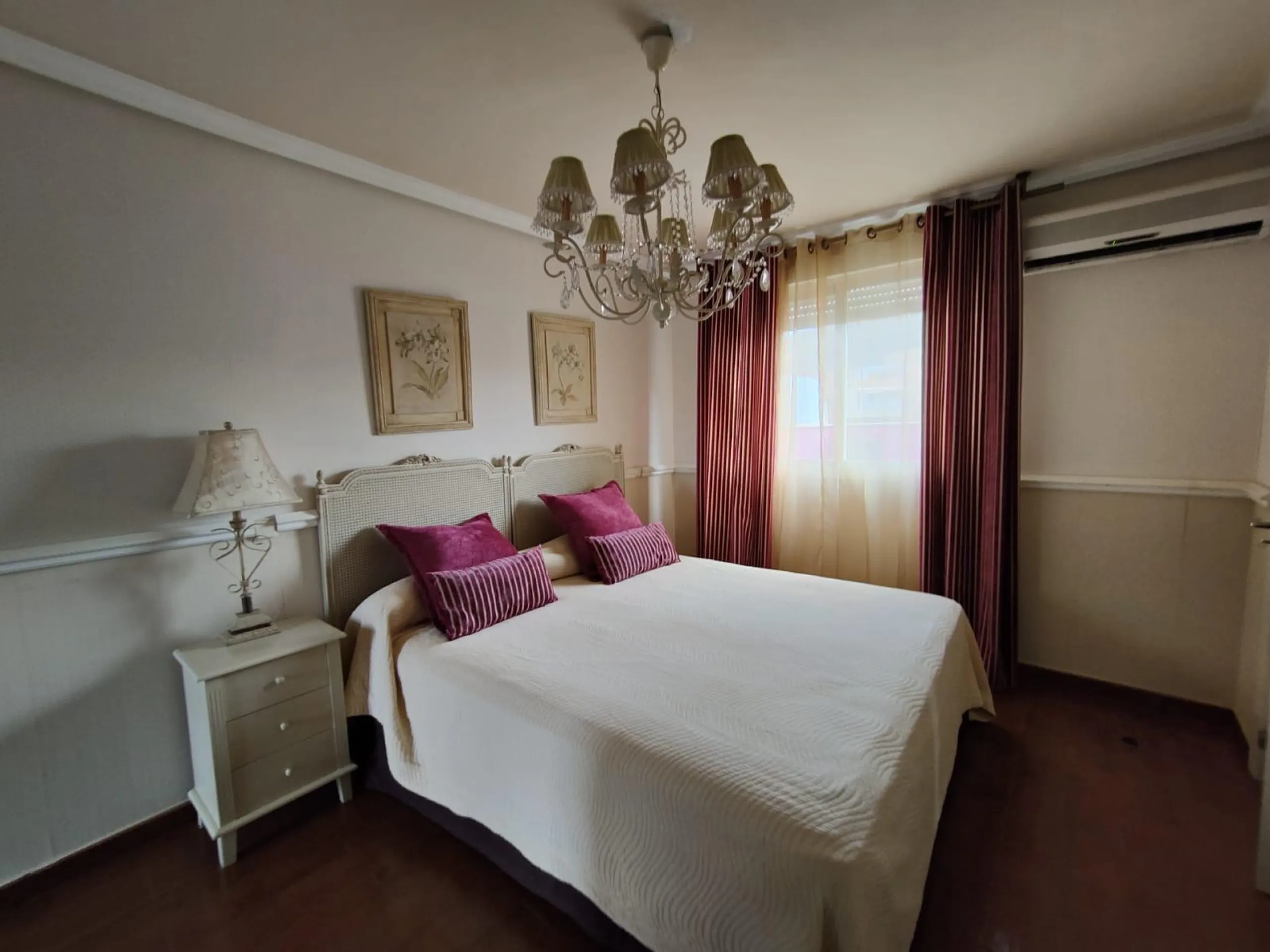ESPECTACULAR APARTAMENTO DUPLEX EN LA CALA DE VILLAJOYOSA A 300M DE LA PLAYA