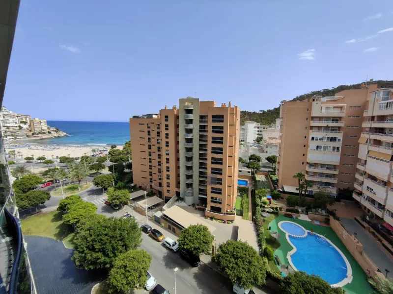 ESPECTACULAR APARTAMENTO DUPLEX EN LA CALA DE VILLAJOYOSA A 300M DE LA PLAYA