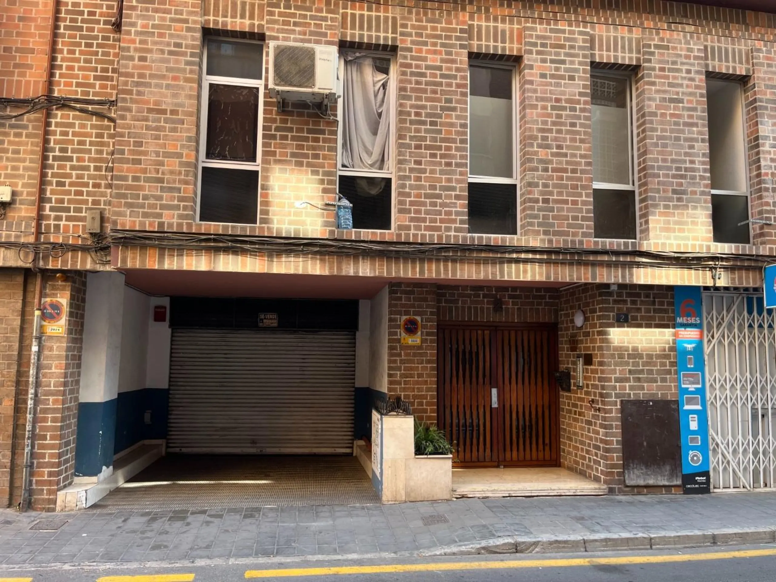 Plaza de aparcamiento subterránea en zona Padre Esplá
