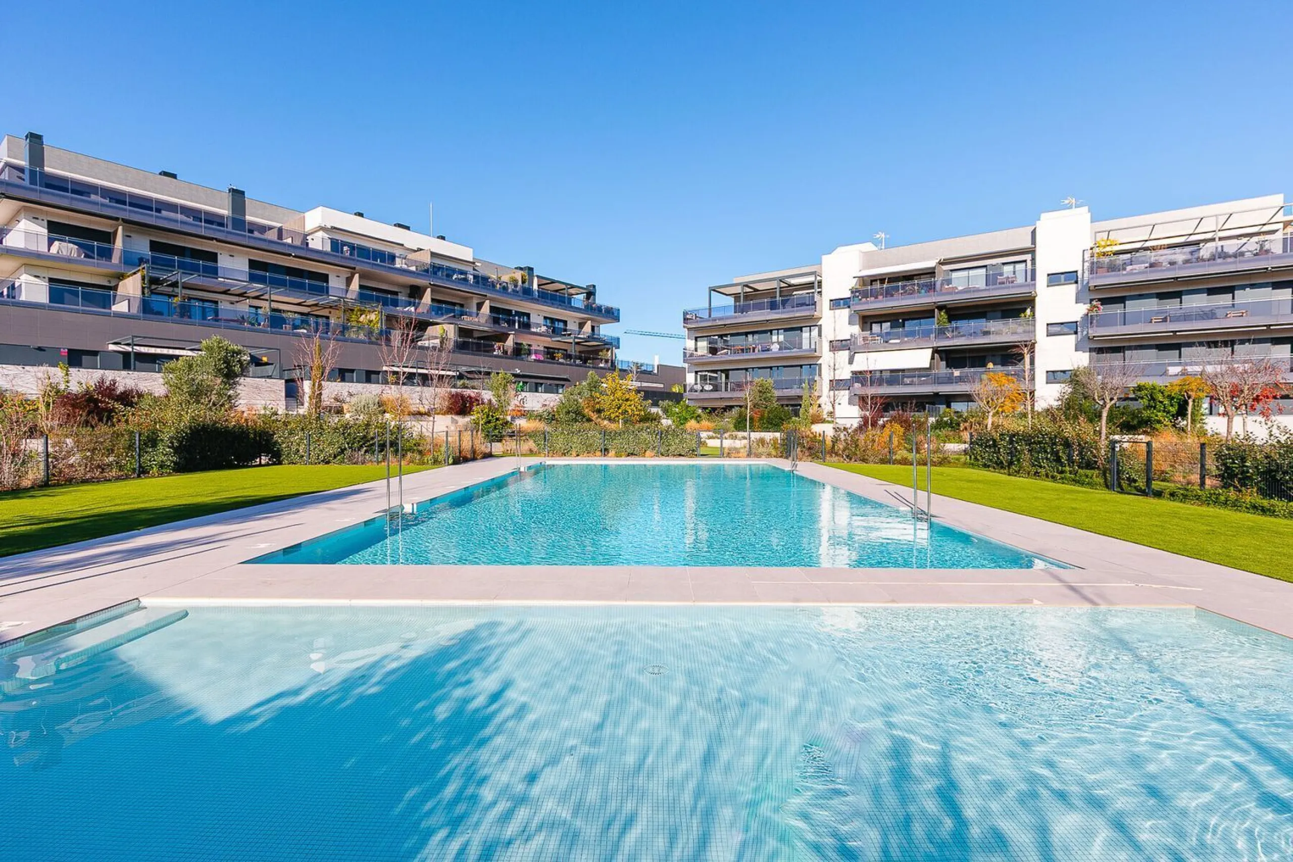 Exclusivo ático con vistas panorámicas al mar y a la montaña en La Plana, Sitges
