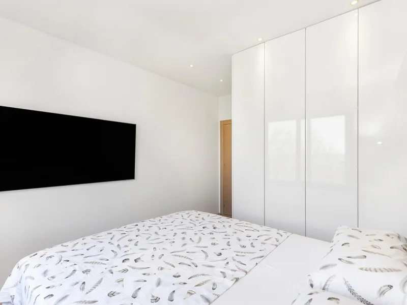 LAS COLINAS. ATICO CON SOLARIUM ENORME PRIVADO. 2 DORM. 2BAÑOS. GARAJE+TRASTERO.