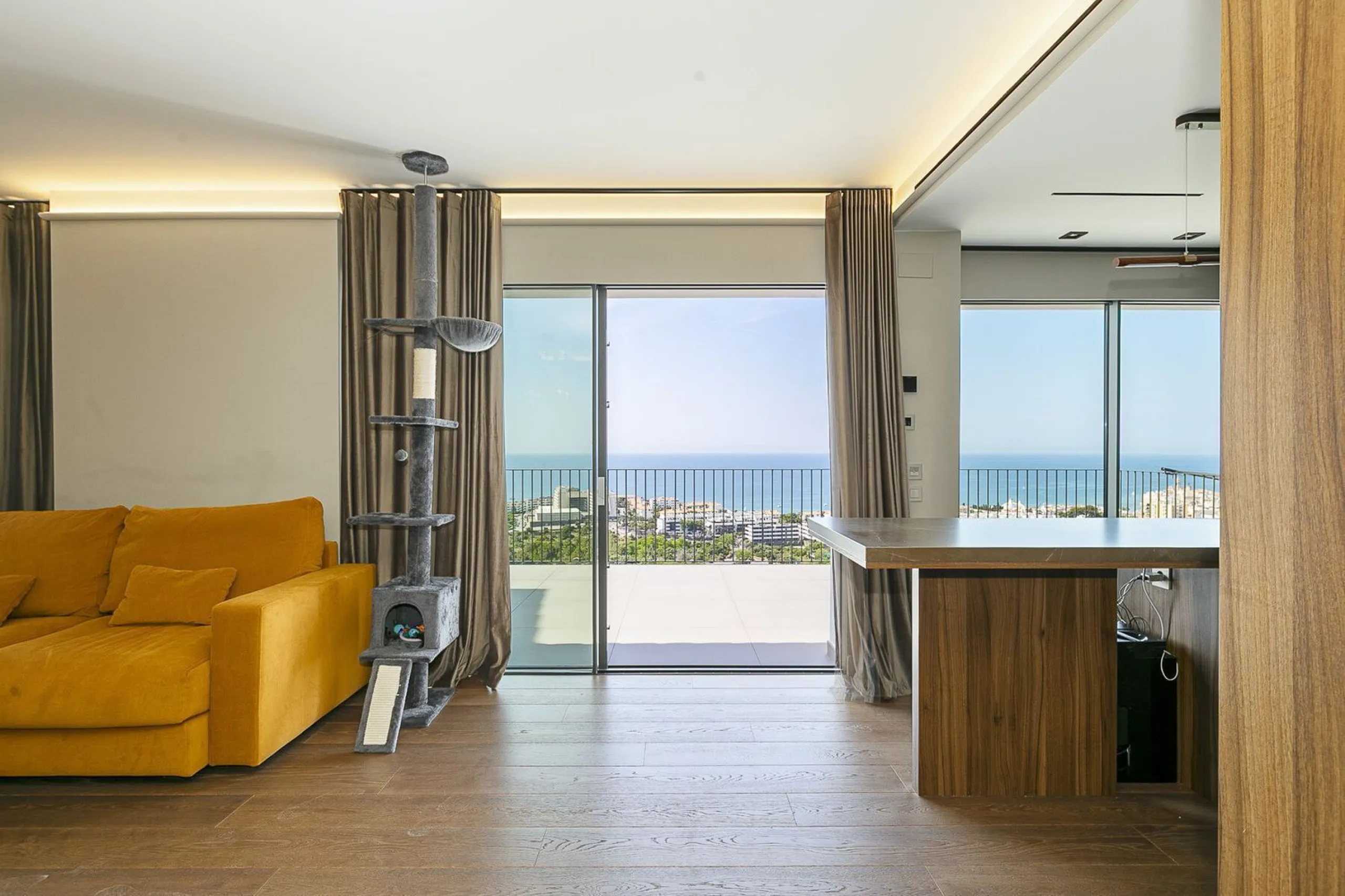 South-Facing Villa with Panoramic Sea Views in Levantina, Sitges