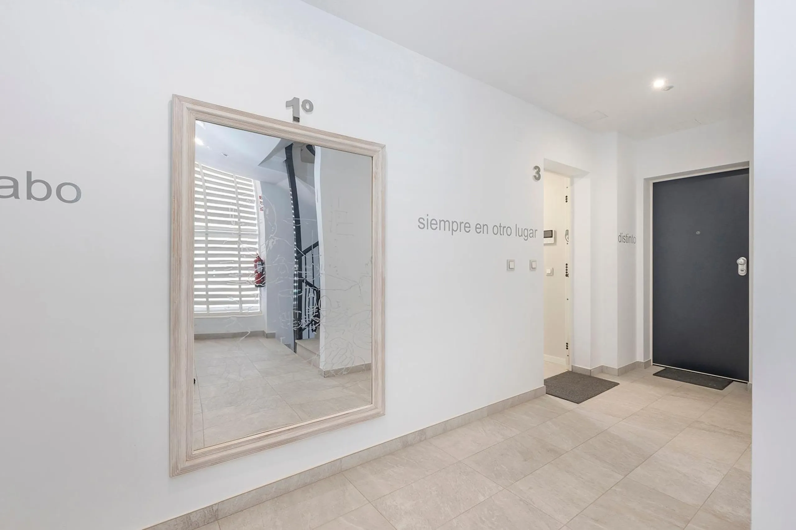 APARTAMENTO CON VISTAS AL MAR EN MIL PALMERAS. 2 DORM. 2 BAÑOS. GARAJE+TRASTERO. TERRAZA 20 M2.