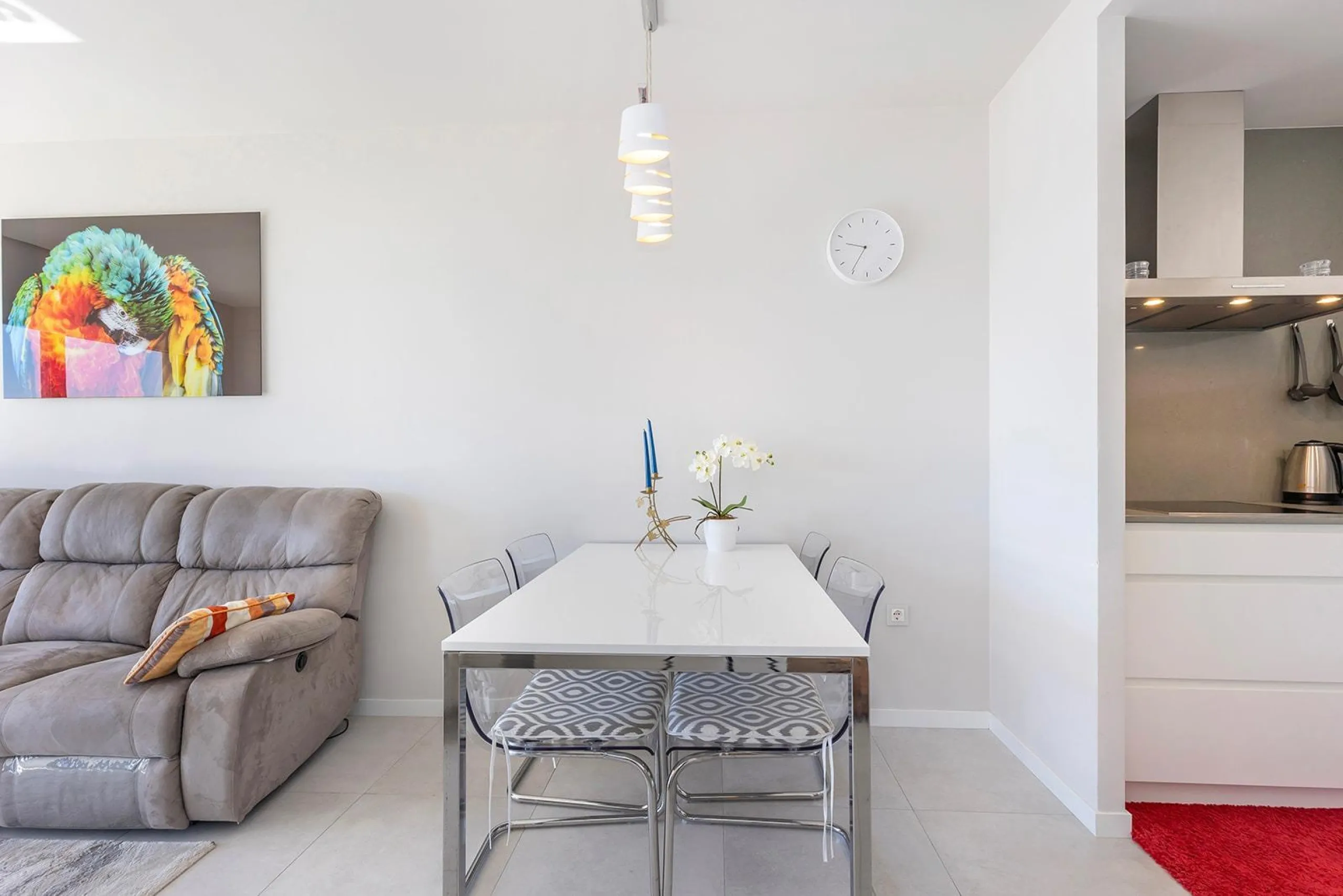 APARTAMENTO CON VISTAS AL MAR EN MIL PALMERAS. 2 DORM. 2 BAÑOS. GARAJE+TRASTERO. TERRAZA 20 M2.