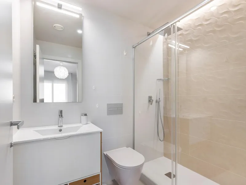 APARTAMENTO CON VISTAS AL MAR EN MIL PALMERAS. 2 DORM. 2 BAÑOS. GARAJE+TRASTERO. TERRAZA 20 M2.