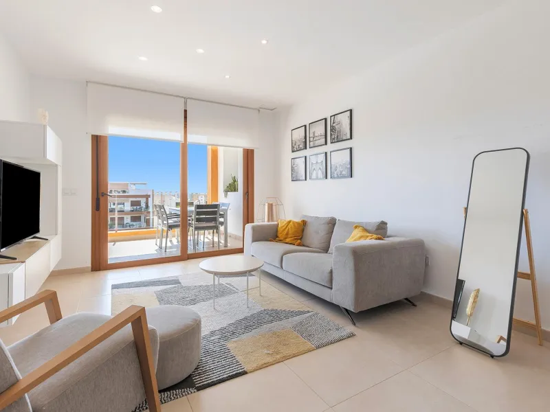 ESPECTACULAR APARTAMENTO CON LICENCIA TURISTICA. 3 DORM. 2 BAÑOS. GARAJE. PISCINA.