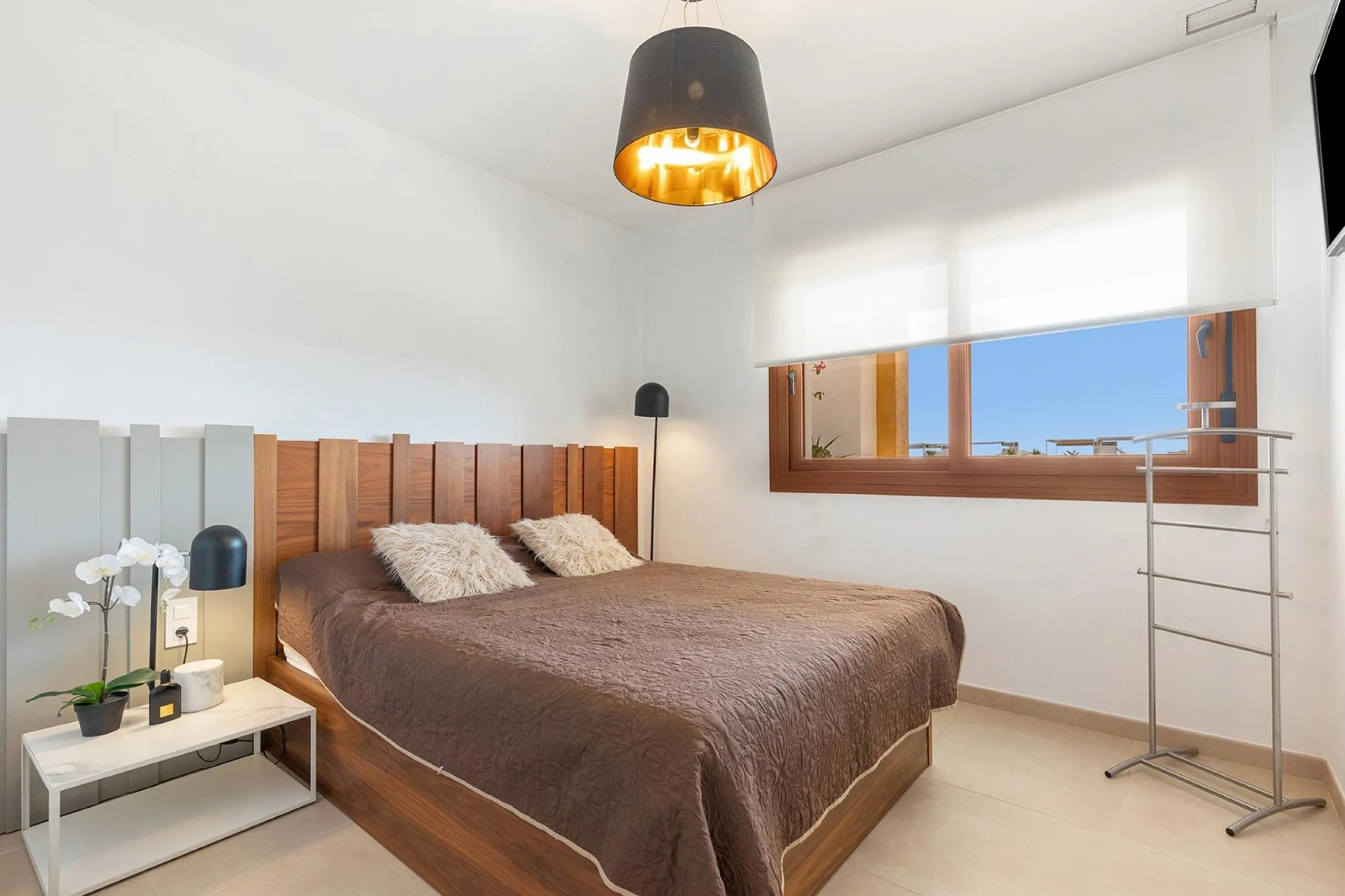 ESPECTACULAR APARTAMENTO CON LICENCIA TURISTICA. 3 DORM. 2 BAÑOS. GARAJE. PISCINA.