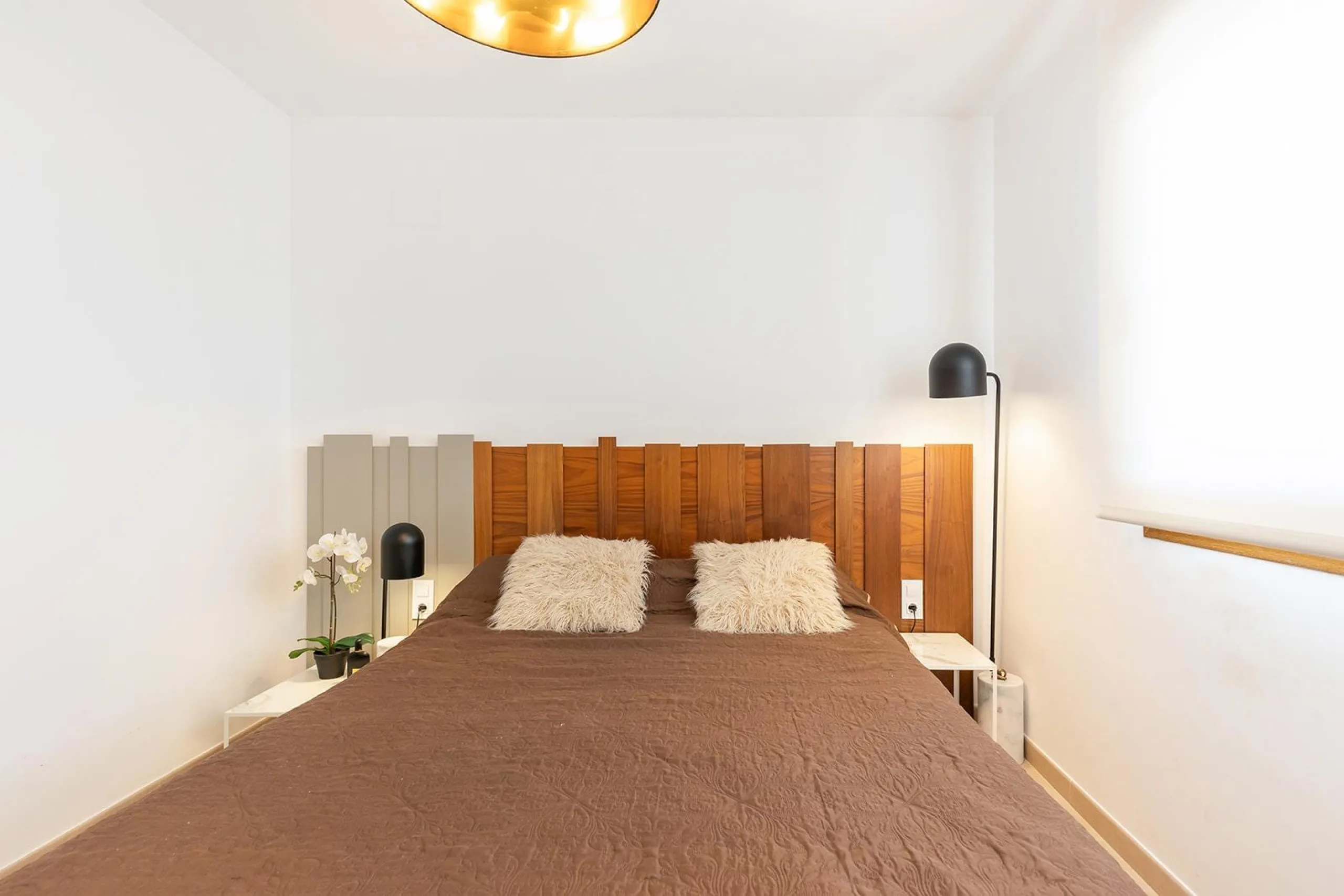 ESPECTACULAR APARTAMENTO CON LICENCIA TURISTICA. 3 DORM. 2 BAÑOS. GARAJE. PISCINA.