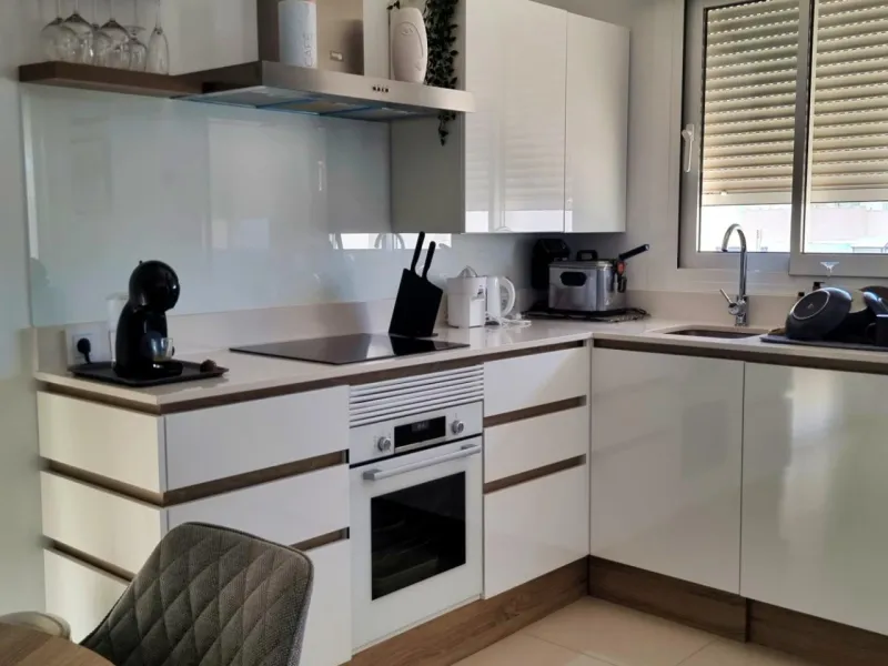 BUNGALOW PLANTA ALTA EN QUESADA. 2 DORM. 2 BAÑOS. CON SOLARIUM 73 M2.