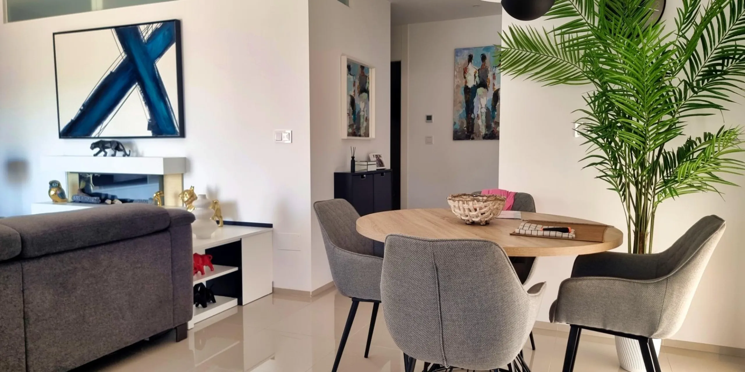 BUNGALOW PLANTA ALTA EN QUESADA. 2 DORM. 2 BAÑOS. CON SOLARIUM 73 M2.
